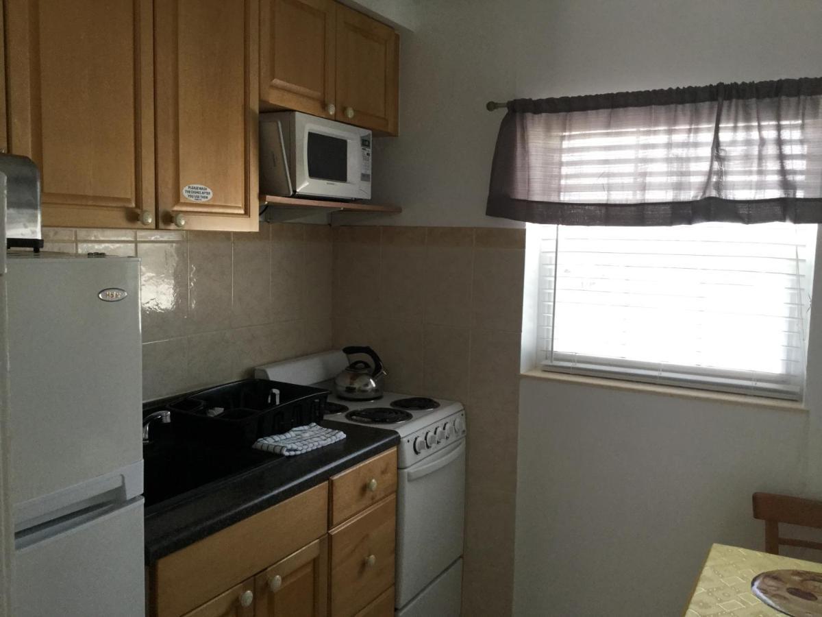 Breakaway Inn Guest House Lauderdale-by-the-Sea Екстериор снимка