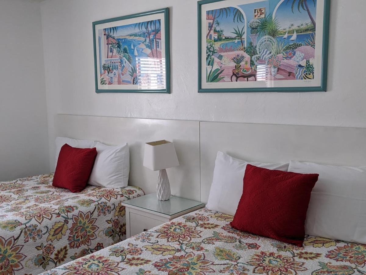 Breakaway Inn Guest House Lauderdale-by-the-Sea Екстериор снимка